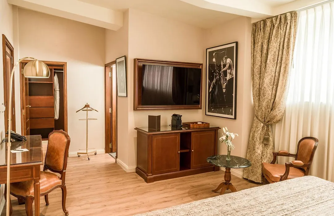 Melia Recoleta Plaza-1