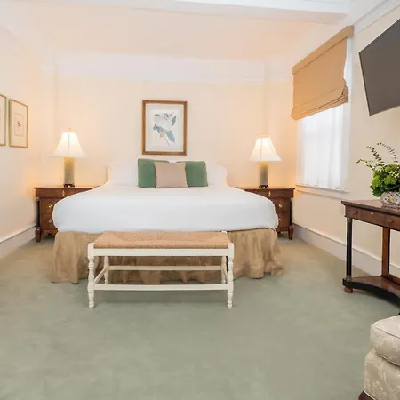 Roger Smith Hotel-2