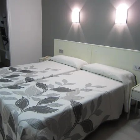 Hotel Acebos Azabache Gijon-3