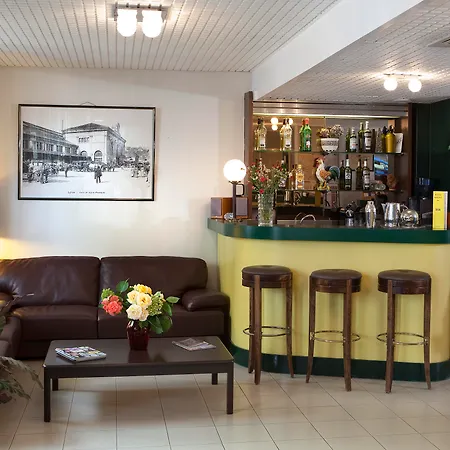 Hôtel Villa Berlioz-2