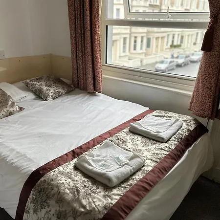 Earls Court Hotel-2