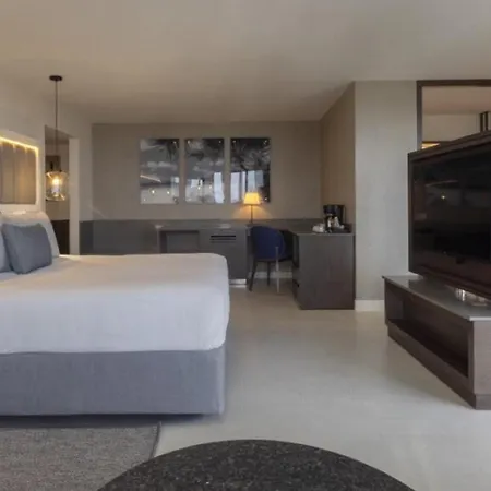 Royalton Hideaway Blue Waters - Montego Bay, An Autograph Collection All-Inclusive Resort - Adults Only-3