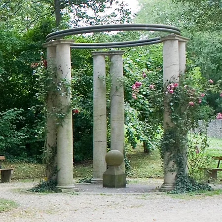 Kurparkhotel Das Kleinod-2