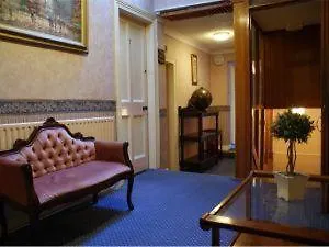 Wards Hotel-3