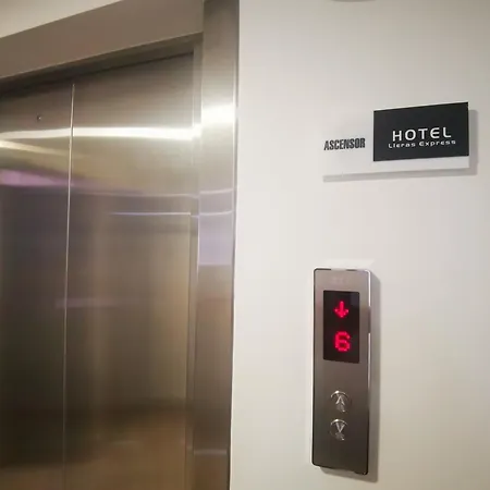 Hotel Lleras Express-3