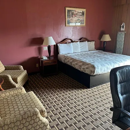 Americas Best Value Inn Franklin-3