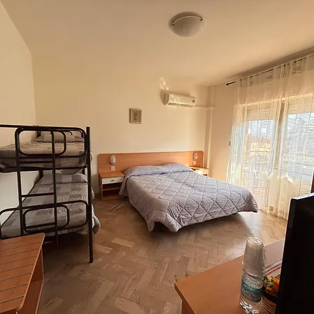 Hotel Crocenzi-2