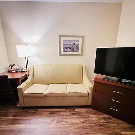 Mainstay Suites Near Denver Downtown-2