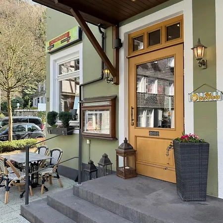 Hotel Alt Montjoie-2