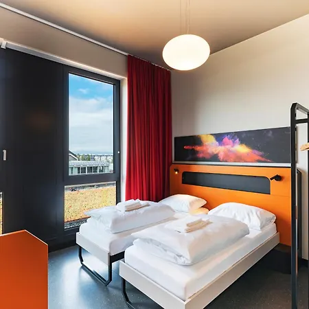 MEININGER Hotel Genève Centre Charmilles-3