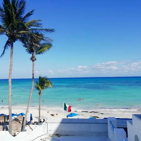 Pelicano Inn Playa del Carmen - Beachfront Hotel-2