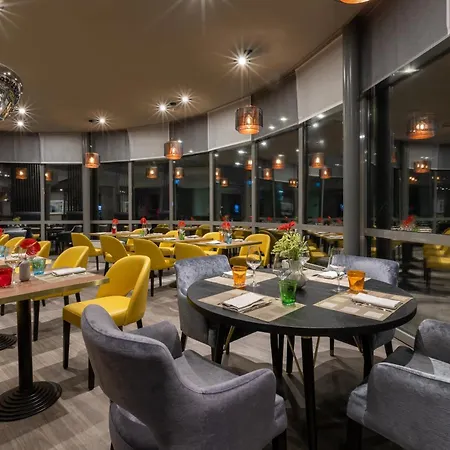 Leonardo Hotel Verona-3