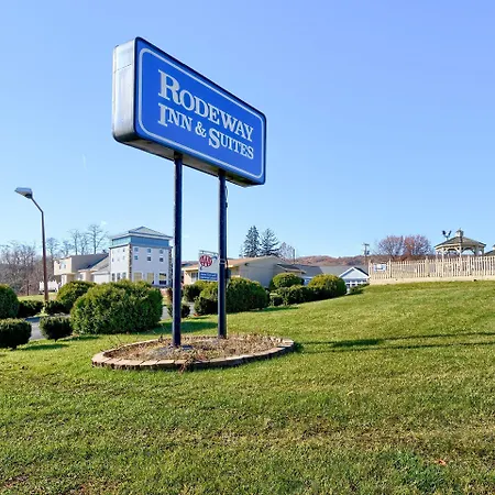 Rodeway Inn & Suites-3