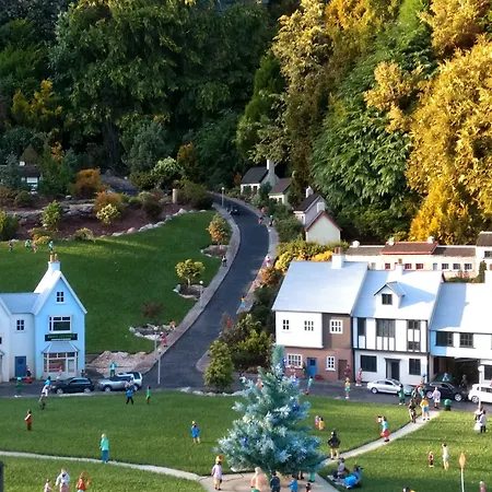 Haven House-2