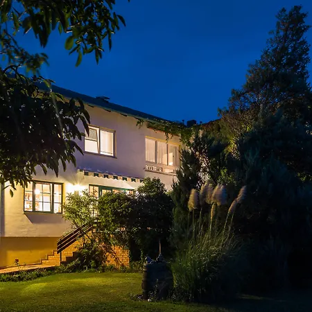 Wein&Landhaus Willi Opitz-3