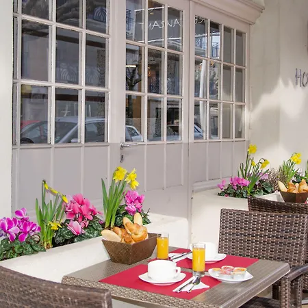 Hotel Le Revest-2