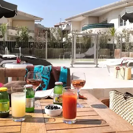 Hotel Le Revest-3
