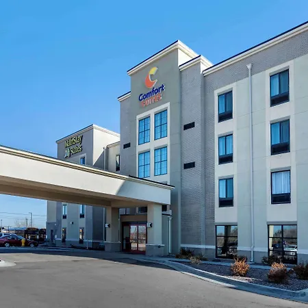 Mainstay Suites Near Denver Downtown-3