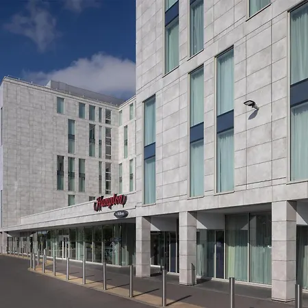 Hampton By Hilton London Stansted Airport-2