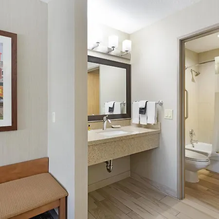 Best Western Plus Cottontree Inn-3