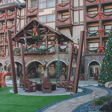 The Inn At Christmas Place-2