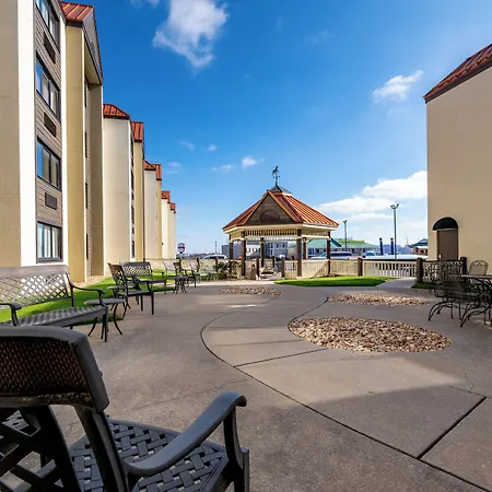 Lodge Of The Ozarks-3