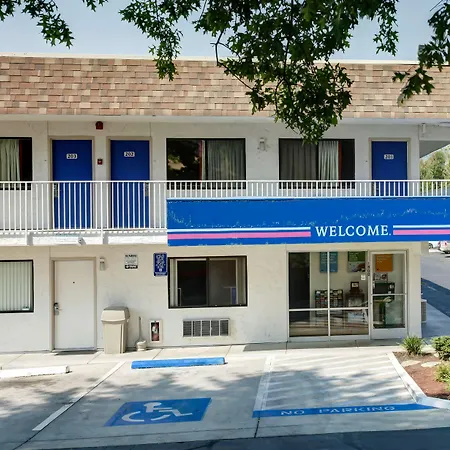 Motel 6-Grants Pass, Or-3