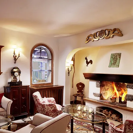 Relais & Chateaux Hotel Tennerhof-3