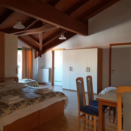 Hotel Oasi-2