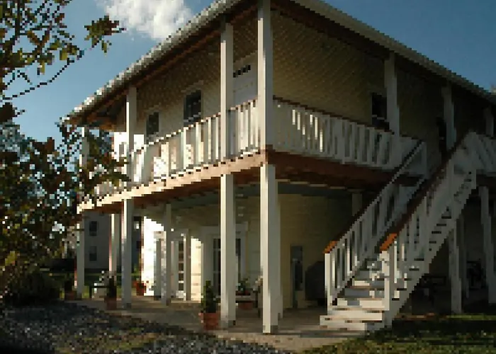 Haven Point Inn And Gallery
