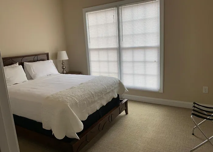 Cottages And Suites At River Landing