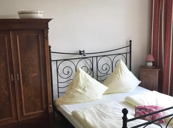 Bahnhofshotel Die Neue Bühne
