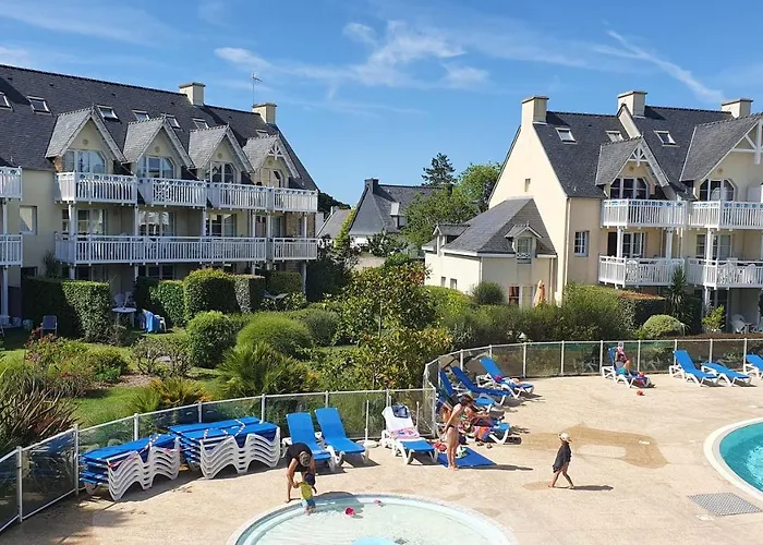 Vacances Ô Cap Coz - Jardin vue mer et piscine - Résidence Cap Azur Fouesnant