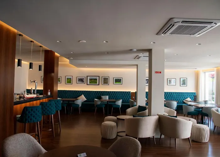 Luna Hotel De Tabua