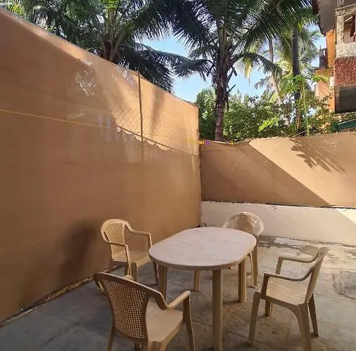 Ruby Apartments 4