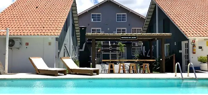 Lira Hotel&Restaurante