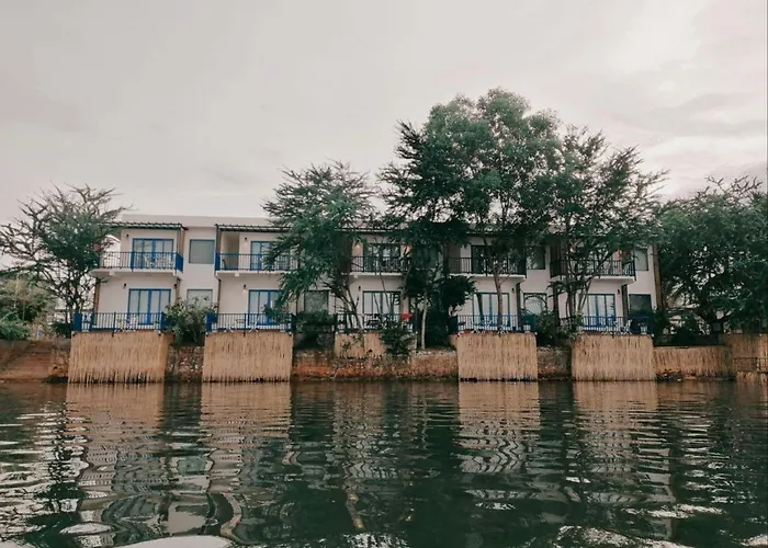 The B Resort