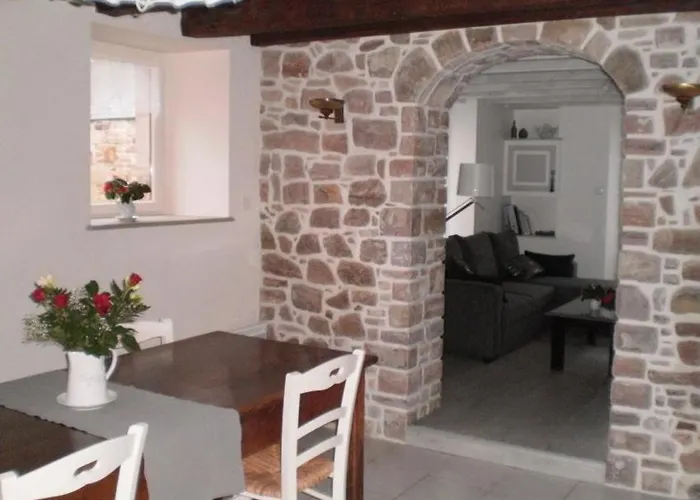 Maison Le Grès Rose