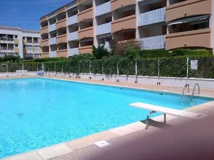 Appartement 4 personnes 5mn plage Piscine wifi parking