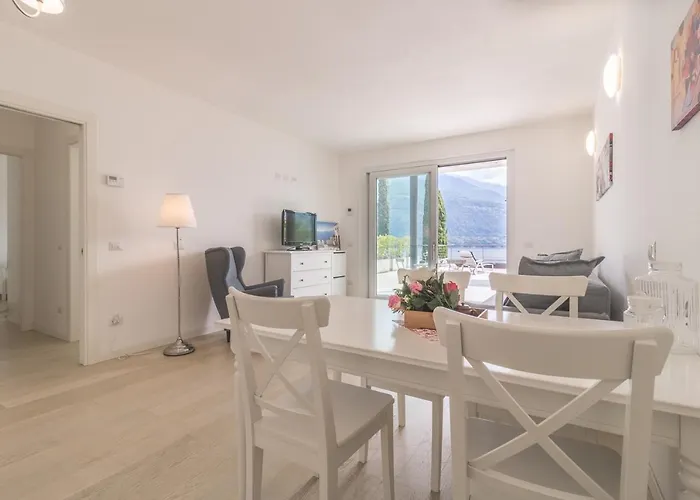 Apartment Azalea - Cremia