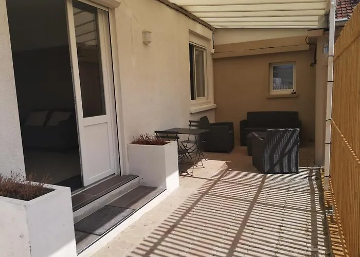 Appartement 2 pièces avec terrasse proche mer et commerces