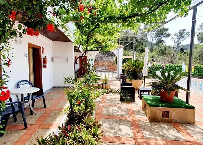 Granada Apartments Familiar Deluxe