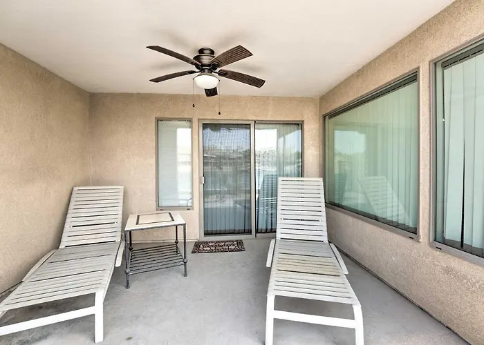 1 Mi To London Bridge: Condo W/ Pool Access