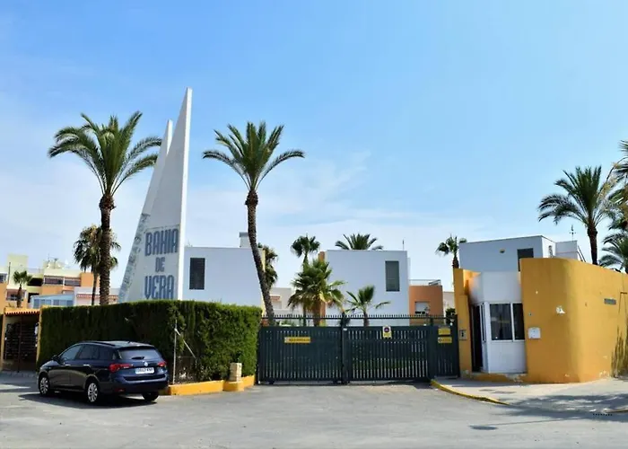 Bahía de Vera - Apartamento Naturista con 3 piscinas junto a playa