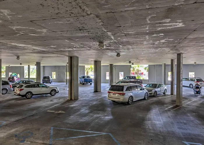 Dauphin Island Condo W/ Pool, Balcony & Ocean View