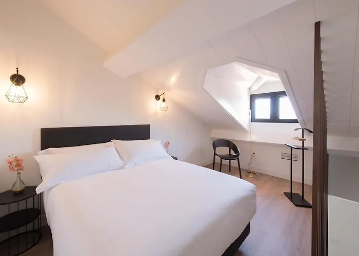 Santa Catalina Suites Gijón