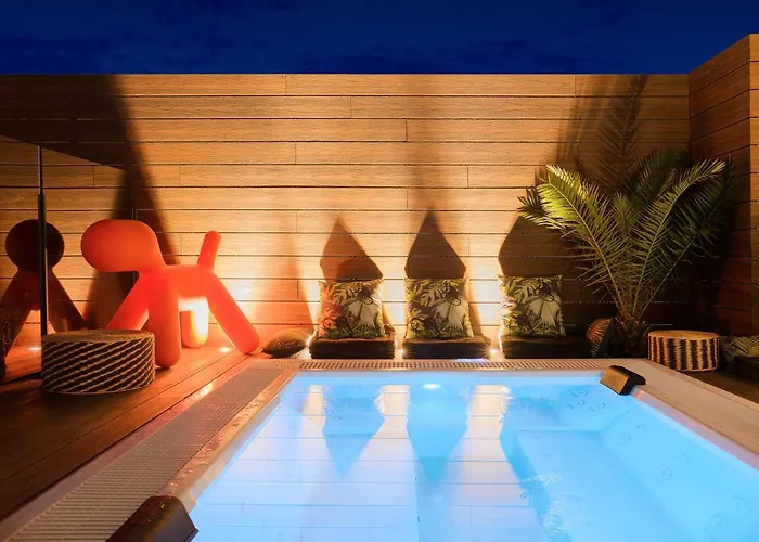 Elite Hotel - Gay Men Only (Adults Only)