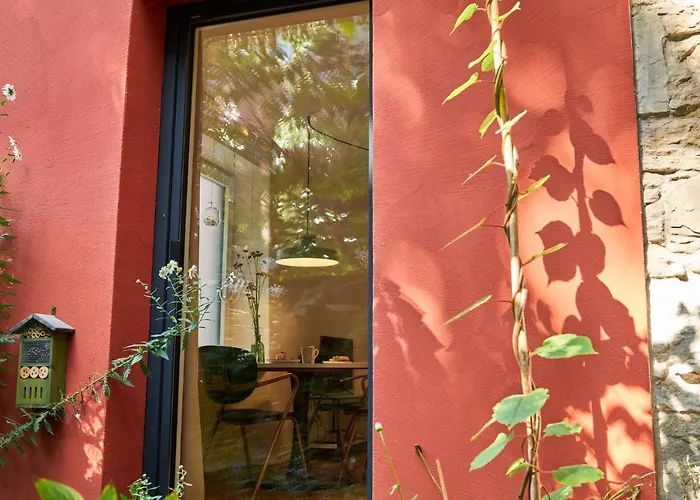 Rotes Haus Bregenz Garten Wohnung