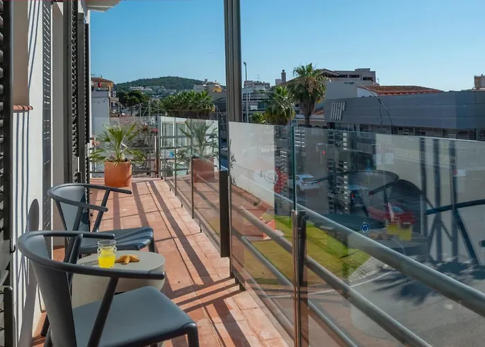 Cliper Apartments By Escampa Hotels
