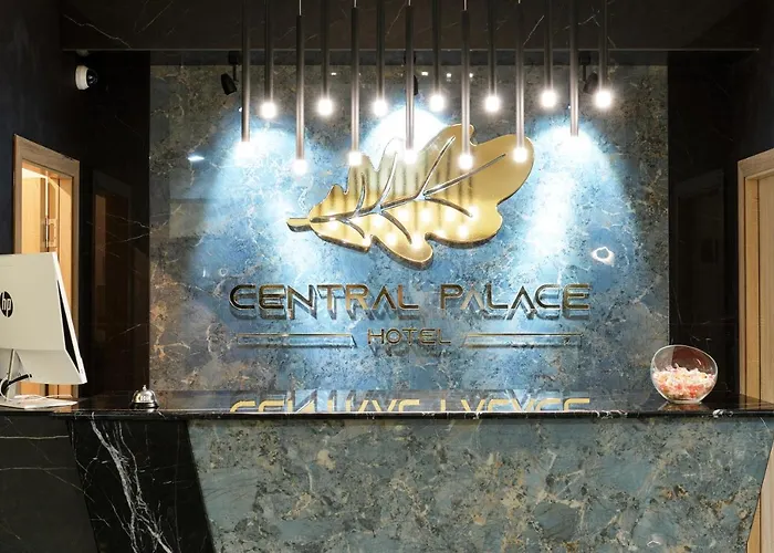 Central Palace Halal Hotel